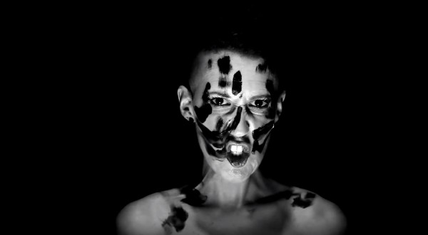 Alone and me, Something for Pleasure, clip, video, regarder