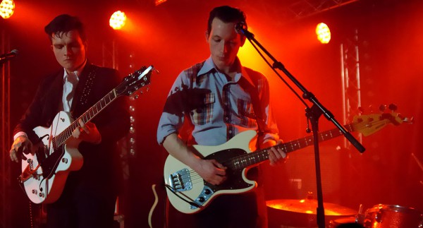 Mustang, Niki Demiller, Le Chinois, Rock vintage, Pascal Raskal