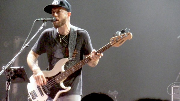 Neil Young, concert, folk, country, rebel tour, monsanto, ogm, écologie, gretsch, gibson les paul