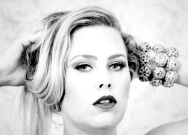 Liz Tailor, dream to reality, artiste 2016