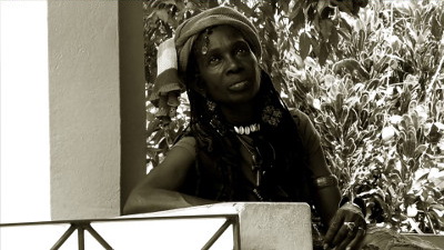 Derajah The time is now, Mama