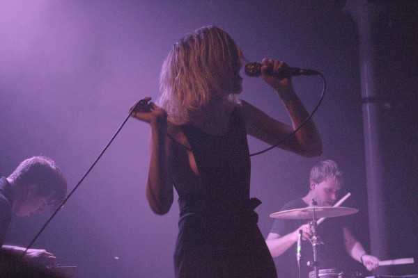 Grand Blanc, Las Aves, Mesparrow, Oméga Live, Toulon, rade side of the moon