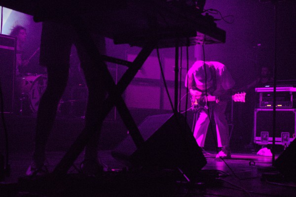 Grand Blanc, Las Aves, Mesparrow, Oméga Live, Toulon, rade side of the moon
