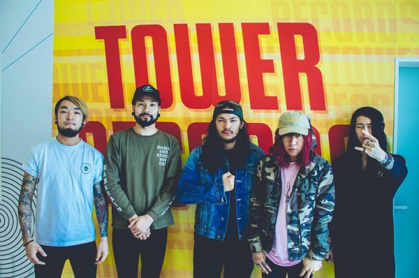 her name in blood, warner, warner music japan, japon, tokyo, metalcore