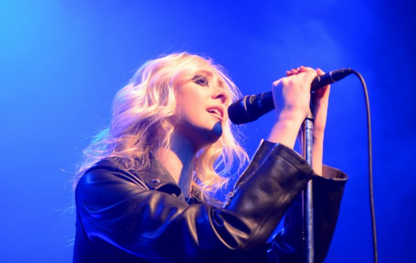 Pretty Reckless Taylor Face Paris Bataclan 2017