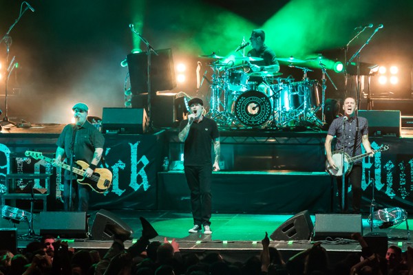 Concert, 2017, 11 Short Stories of Pain & Glory, Punk, Celtique