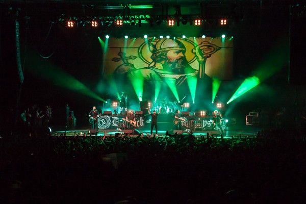 Concert, 2017, 11 Short Stories of Pain & Glory, Punk, Celtique