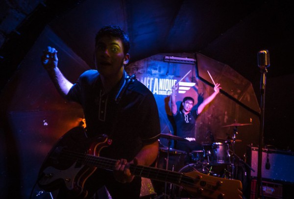 The Wave Chargers - La Méca - Emmett Gorbadoc