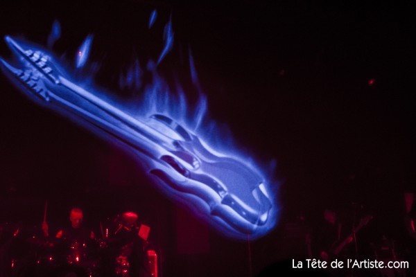 ciné-concert, Élysée Montmartre, orchestre rock, Lemmy, guitare céleste