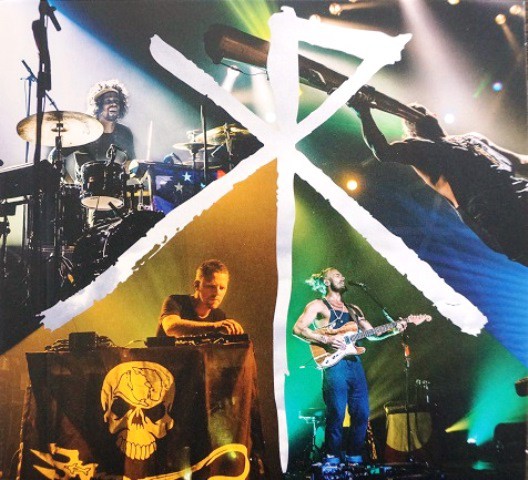 Xavier Rudd - Live In The Netherlands (inside cover) Live Photography by Dutch Shiva