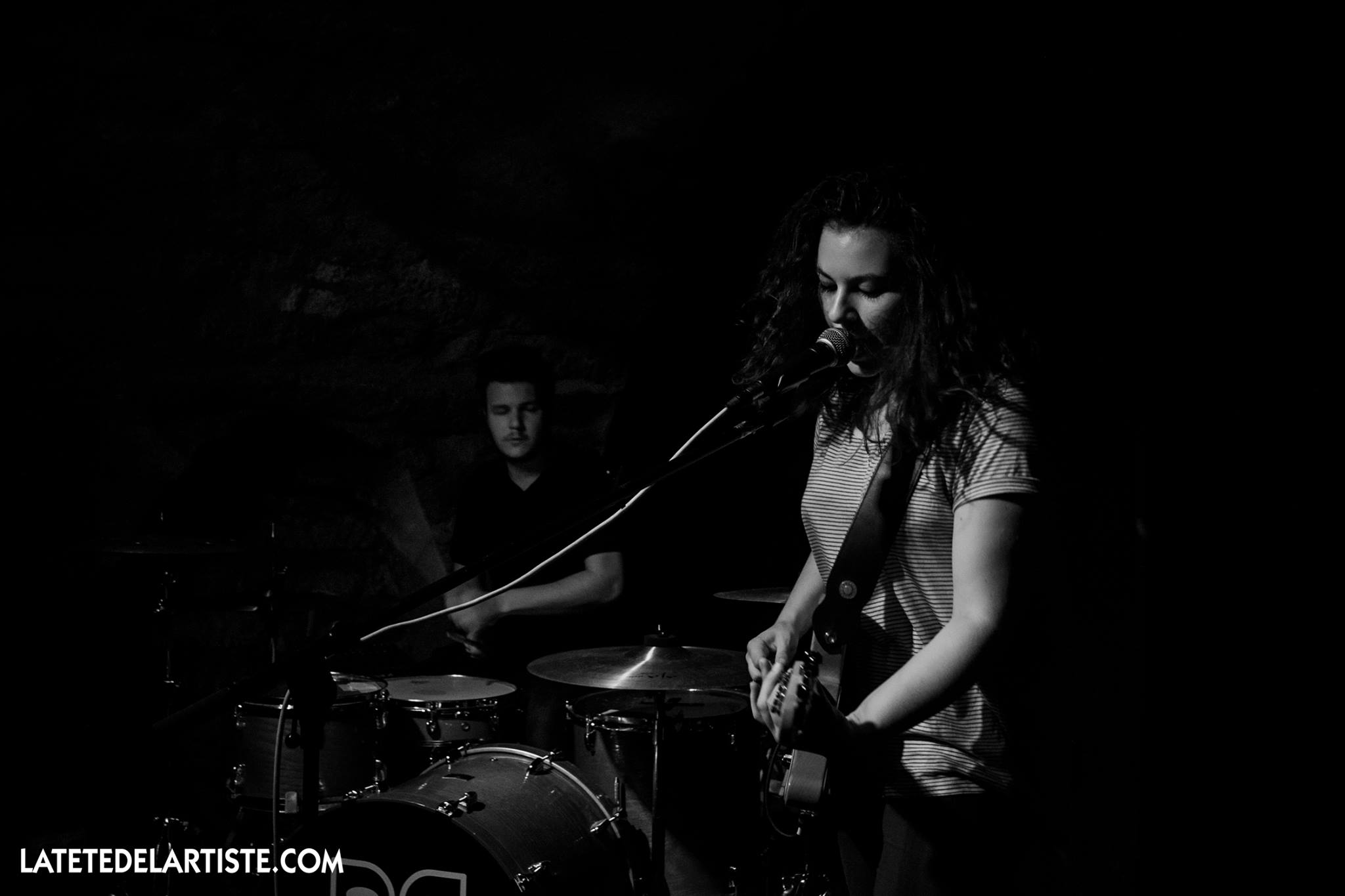 The mirrors, duo, garage, nouvel ep, clip, Naive Ground, What's My Brain's Brain?