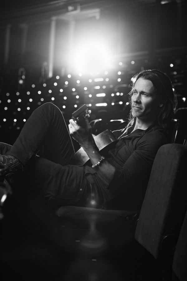 nouvel album, myles kennedy, hard rock, blues, country, acoustique