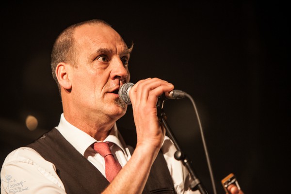 chris slade, ac/dc, tom jones, the firm, david gilmour