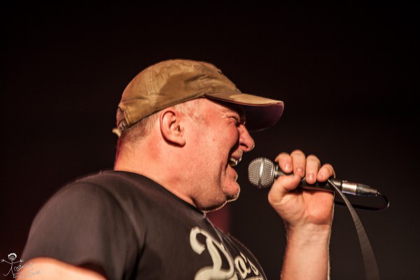 chris slade, ac/dc, tom jones, the firm, david gilmour