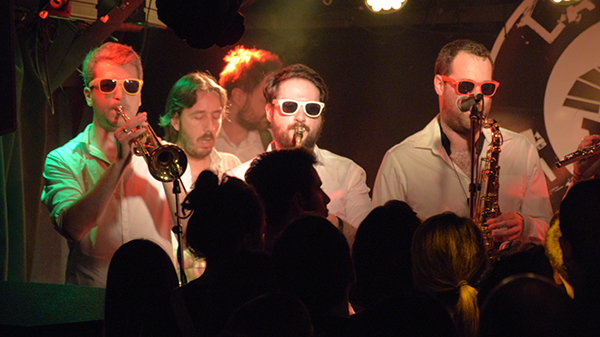 The roots engine (La dame de Canton 21-04-2018) ©photo Parker Filmz