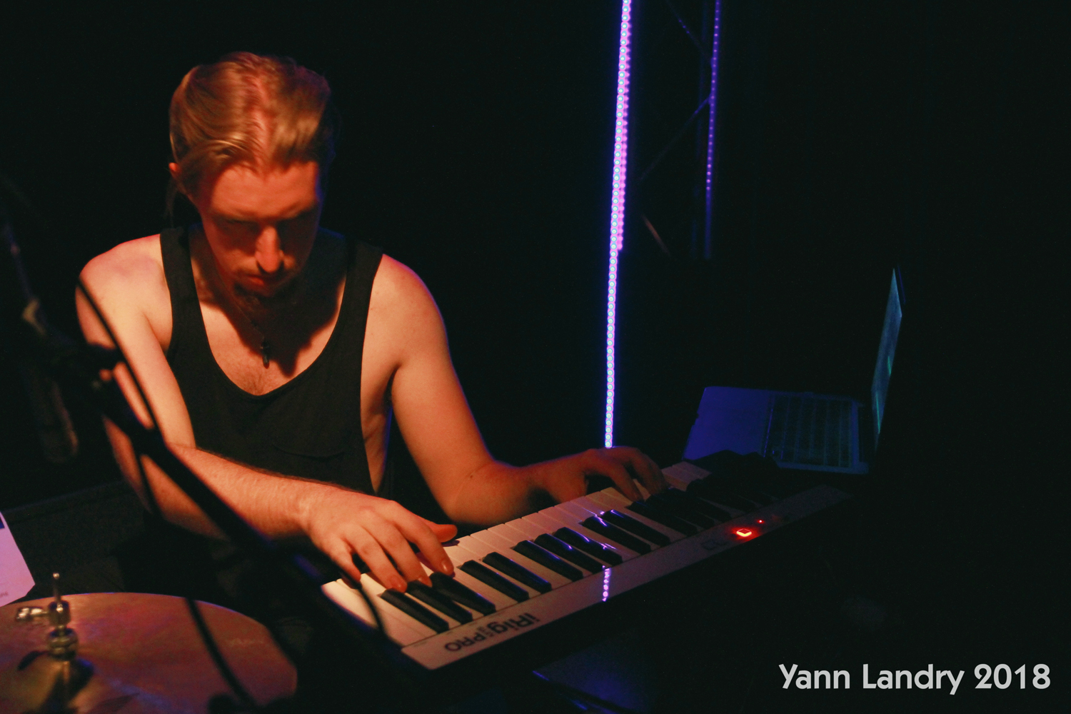 Red Money, Alone And Me, O Gib, concert, montreuil