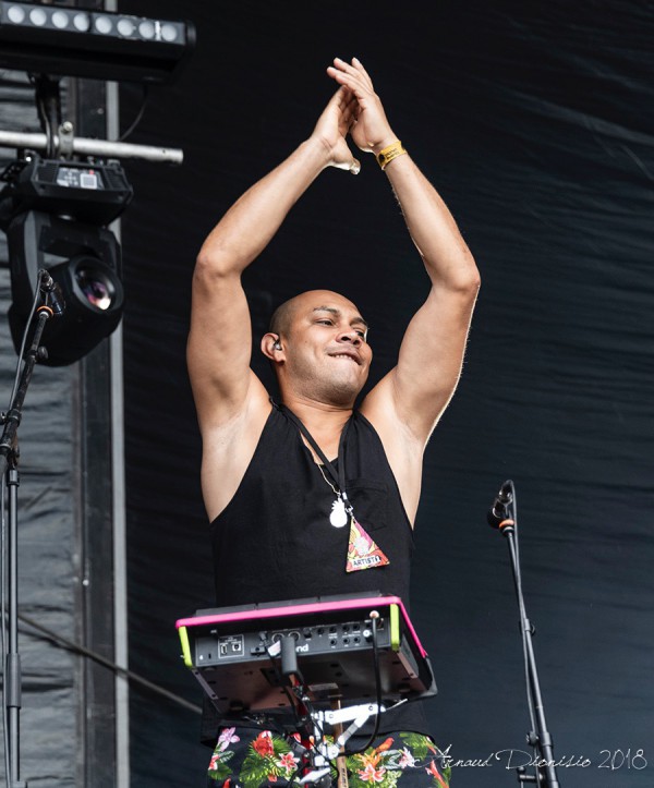 festival, lollapalooza, bomba estereo, live nation