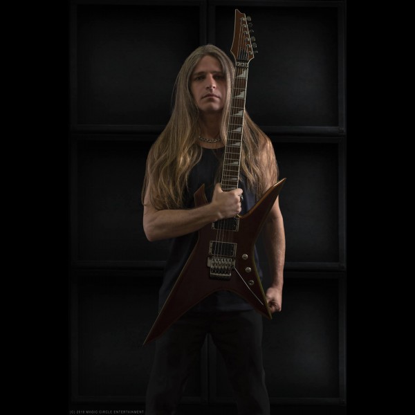 Martel, nouveau guitariste, Manowar