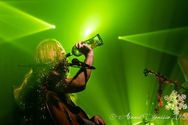 ensiferum, trio de facto, acoustique, pagan metal, concert de noël, david hasselhoff