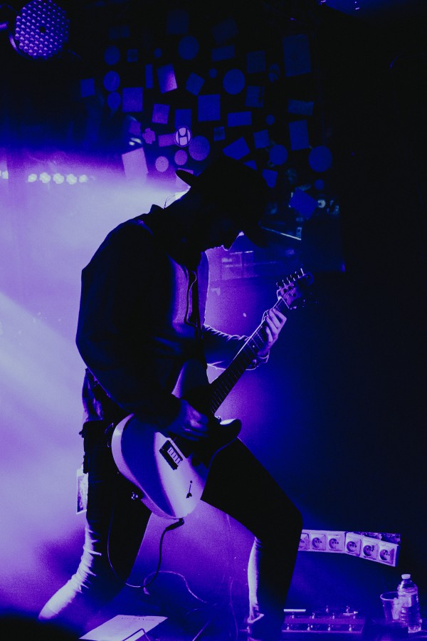 Normandie, white flag, concert, paris, tour, rock, metal