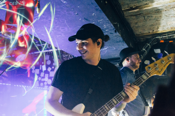 Normandie, white flag, concert, paris, tour, rock, metal