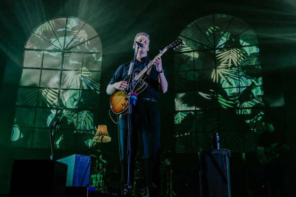 george ezra, 2019, zenith de paris, staying at tamara's