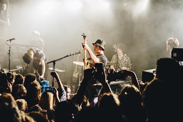 wallows, concert, rock, dylan minnette, paris