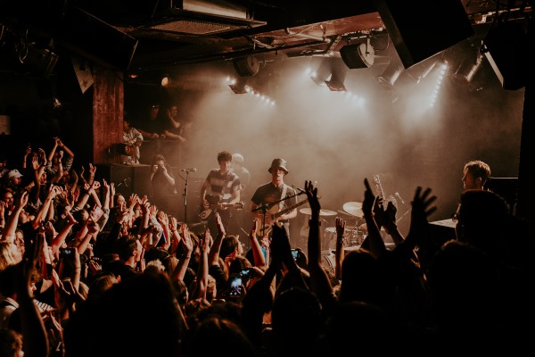 wallows, concert, rock, dylan minnette, paris