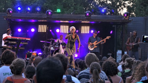 Mo'Kalamity & The Wizards, Zion Garden #9