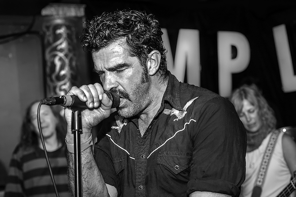 ohnny Montreuil - Angela Lundberg © Reviler.org