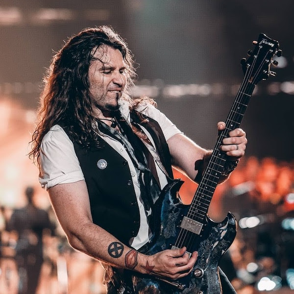 Phil X & The Drills, Stupid Good Lookings Vol. 2, I Love You On Her Lips