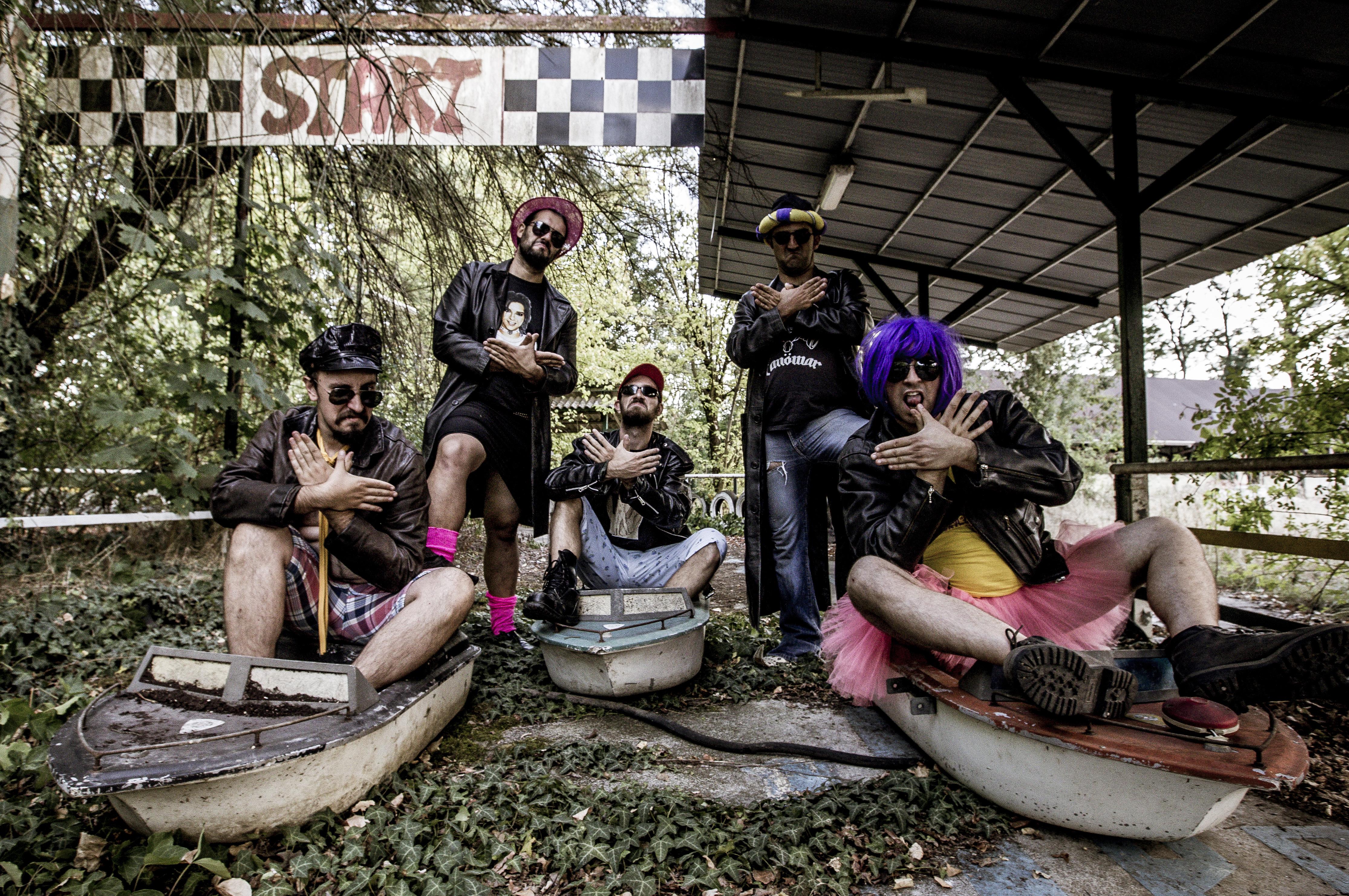 Nanowar Of Steel, le chainon manquant entre le cheval et Edith Piaf avec « Das rote Pferd »