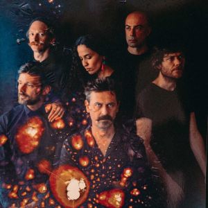 Ez3kiel met La Mémoire du Feu sur scène